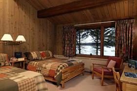 (C)Glacier Bay Lodge