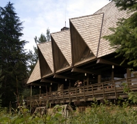 (C)Glacier Bay Lodge