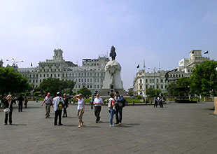 サン・マルティン広場