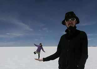 ウユニ塩湖　トリック写真